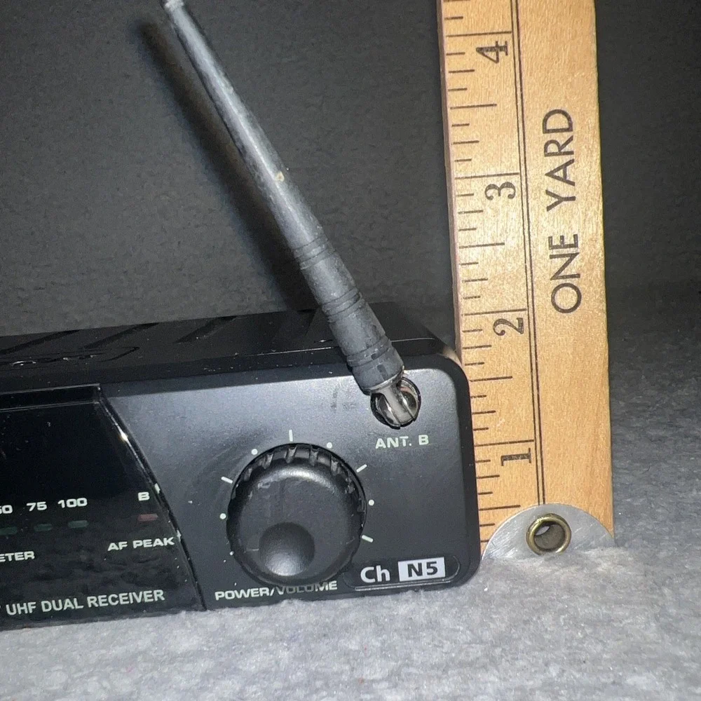 VTG Samson CR277‎ UHF Dual Channel Wireless Microphone Receiver True Diversity